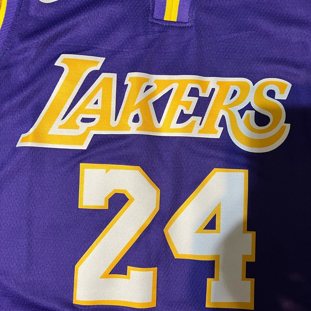 Kobe Bryant #24 jersey adult size Large